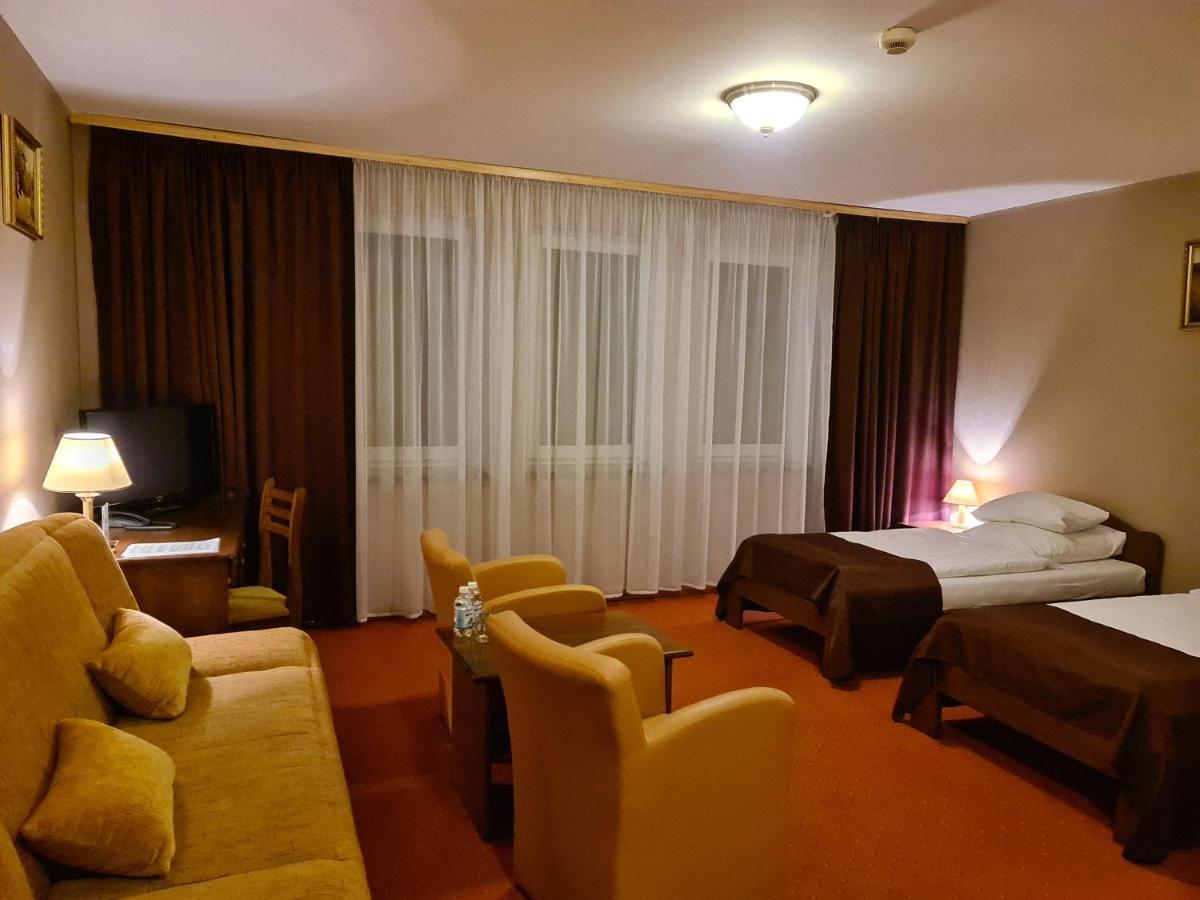 Hotel Klodzko Ngoại thất bức ảnh